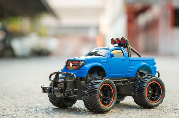 RC auto na diaľkové ovládanie do terénu