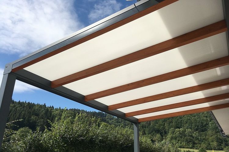 Pergola natretá lazúrou T400